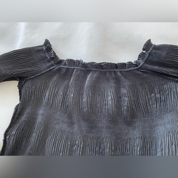 Mendocino Black Off The Shoulder Crop Top - size S - Picture 11 of 11